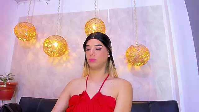 Snapshot of victoria_aleia_ chatting on January 9, 9:37 pm victoria aleia online show from January 9, 9:37 pm