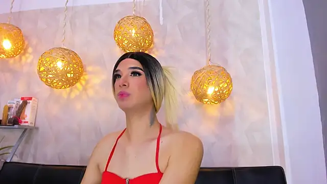 Snapshot of victoria_aleia_ chatting on January 21, 8:21 pm victoria aleia online show from January 21, 8:21 pm