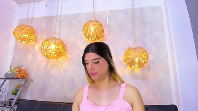 Snapshot of victoria_aleia_ chatting on February 5, 8:04 pm victoria aleia online show from February 5, 8:04 pm