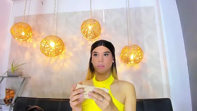 Snapshot of victoria_aleia_ chatting on March 13, 7:25 pm victoria aleia online show from March 13, 7:25 pm