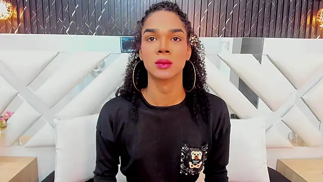 NaomiSteward online show from December 11, 11:36 am