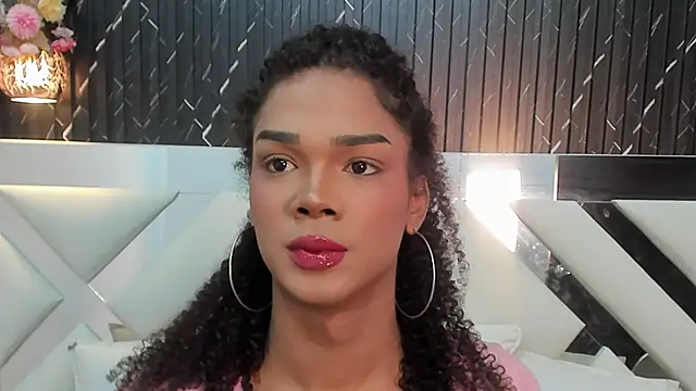 NaomiSteward online show from March 17, 11:37 am