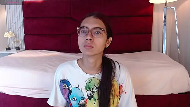 sara saenz99 online show from January 25, 4:42 pm