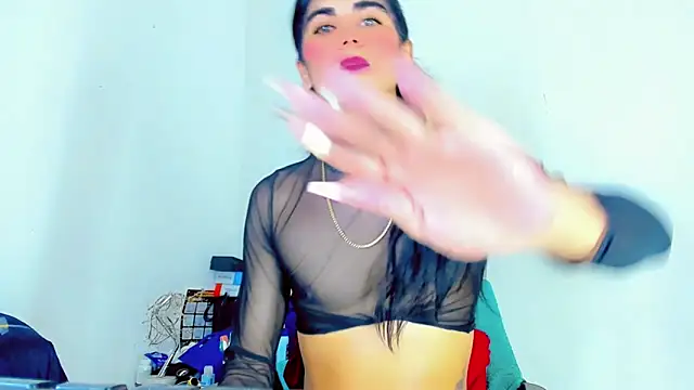 Snapshot of hannabigdirty chatting on February 6, 4:14 pm hannabigdirty online show from February 6, 4:14 pm