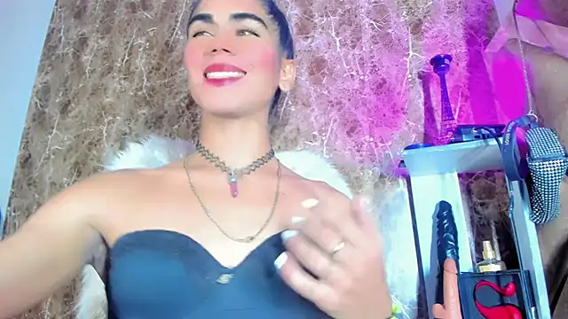 Snapshot of hannabigdirty chatting on October 3, 9:15 pm hannabigdirty online show from October 3, 9:15 pm