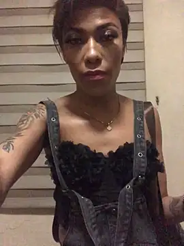 Snapshot of Kylie_Hairy_Bbc chatting on October 5, 12:44 am Kylie Hairy Bbc online show from October 5, 12:44 am