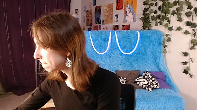 Hermione Reid online show from January 23, 4:30 am