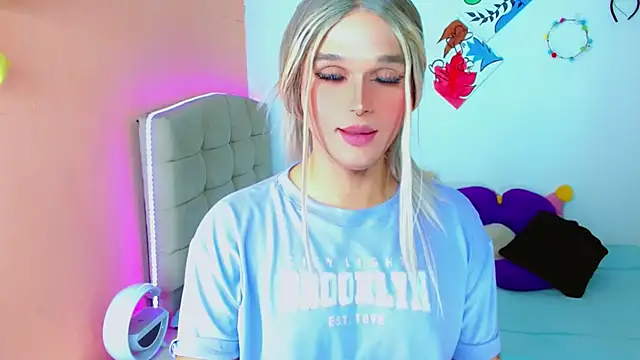 TaylorMon online show from October 11, 1:52 am