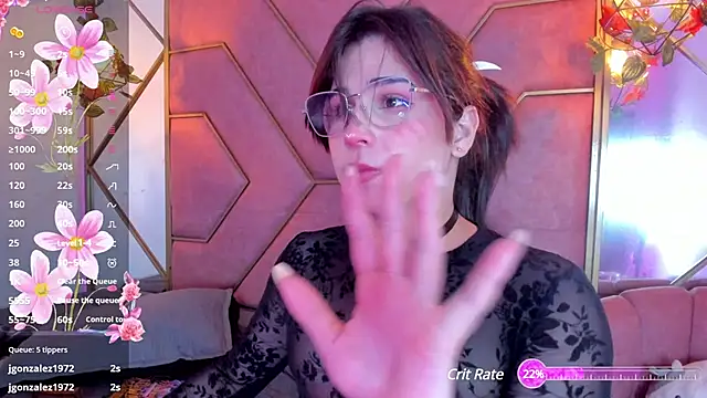 Snapshot of Yuri_Stars chatting on January 6, 10:58 pm Yuri Stars online show from January 6, 10:58 pm