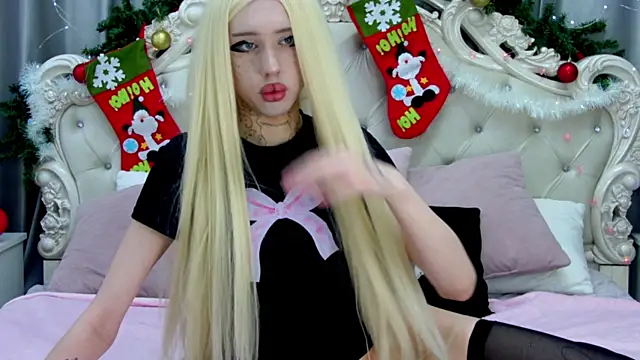 Snapshot of Joy_Barker chatting on December 23, 2:07 pm Joy Barker online show from December 23, 2:07 pm