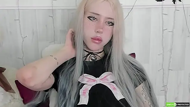 Joy Barker online show from October 18, 2:10 pm