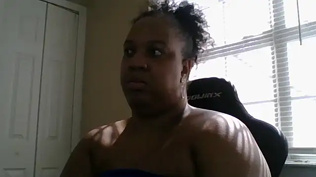 Snapshot of Badgirlbrittt chatting on October 1, 6:41 pm Badgirlbrittt online show from October 1, 6:41 pm