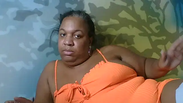 Badgirlbrittt online show from October 22, 8:11 pm