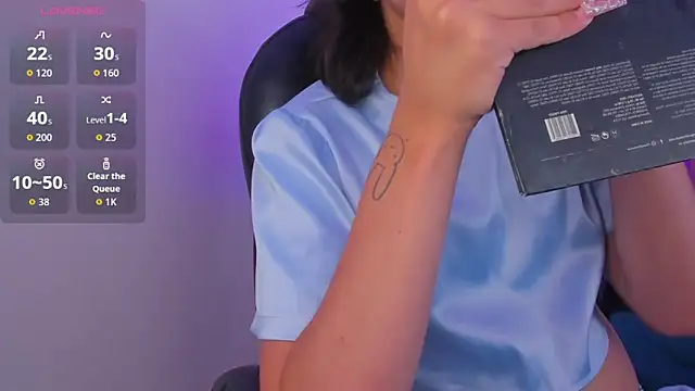 miah connor online show from October 19, 7:39 pm