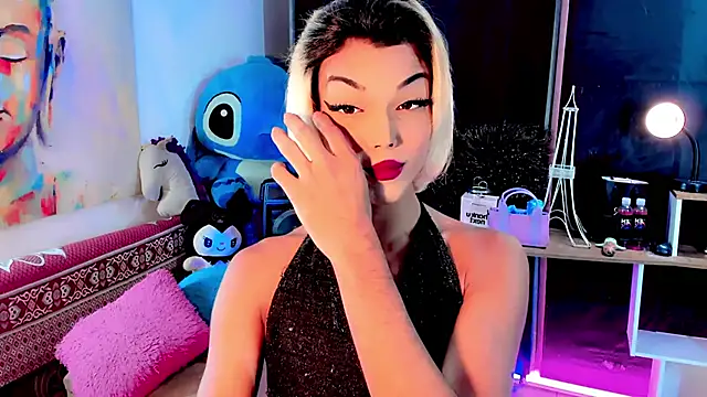 Snapshot of the-horus-girl chatting on February 13, 12:16 am the-horus-girl online show from February 13, 12:16 am
