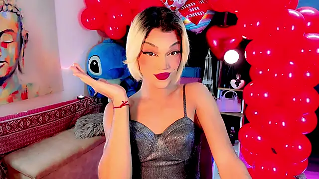 Snapshot of the-horus-girl chatting on February 15, 4:25 am the-horus-girl online show from February 15, 4:25 am