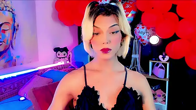Snapshot of the-horus-girl chatting on February 26, 9:48 pm the-horus-girl online show from February 26, 9:48 pm