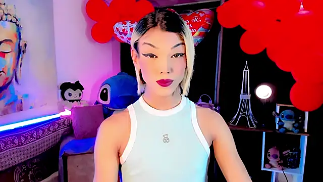 Snapshot of the-horus-girl chatting on March 4, 3:00 am the-horus-girl online show from March 4, 3:00 am