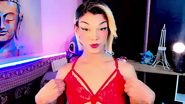 Snapshot of the-horus-girl chatting on March 11, 4:32 am the-horus-girl online show from March 11, 4:32 am