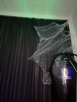 Emaa- online show from October 11, 2:14 am