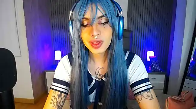 Snapshot of amapola_hs chatting on December 7, 4:26 am amapola hs online show from December 7, 4:26 am