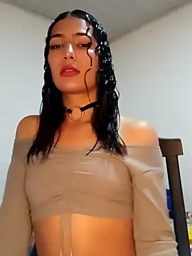 Snapshot of Lanna_hott_ chatting on January 24, 7:07 pm Lanna hott online show from January 24, 7:07 pm