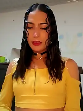 Snapshot of Lanna_hott_ chatting on February 1, 7:55 pm Lanna hott online show from February 1, 7:55 pm