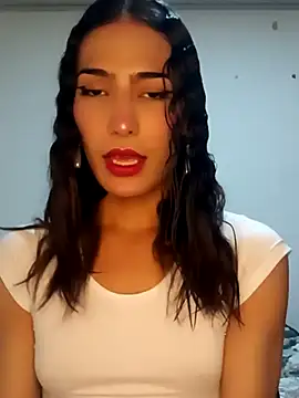 Snapshot of Lanna_hott_ chatting on February 19, 6:43 pm Lanna hott online show from February 19, 6:43 pm