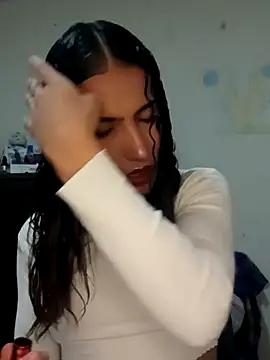 Snapshot of Lanna_hott_ chatting on March 3, 8:18 pm Lanna hott online show from March 3, 8:18 pm