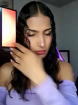 Snapshot of Lanna_hott_ chatting on September 15, 6:57 pm Lanna hott online show from September 15, 6:57 pm