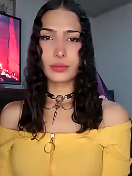 Snapshot of Lanna_hott_ chatting on September 20, 8:25 pm Lanna hott online show from September 20, 8:25 pm
