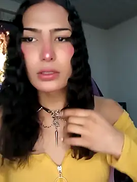 Snapshot of Lanna_hott_ chatting on October 5, 12:17 pm Lanna hott online show from October 5, 12:17 pm