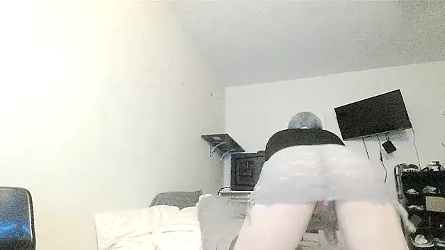 Snapshot of sissytrapdolly24 chatting on January 13, 12:30 am sissytrapdolly24 online show from January 13, 12:30 am