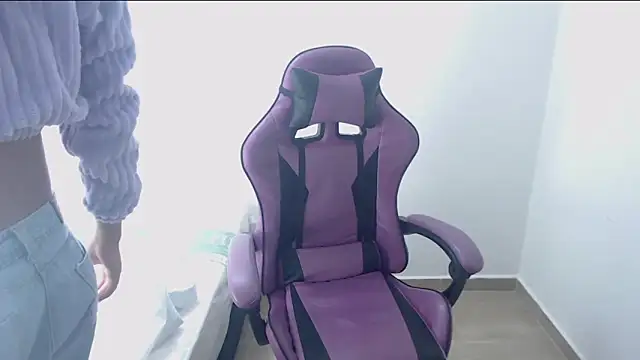 DEMI LEED online show from March 1, 11:17 am