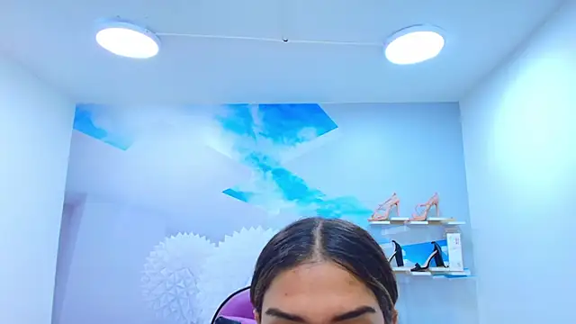 DEMI LEED online show from September 18, 1:16 pm