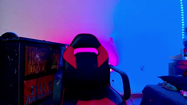 DIRTYCOUPLE S7 online show from November 5, 1:38 am