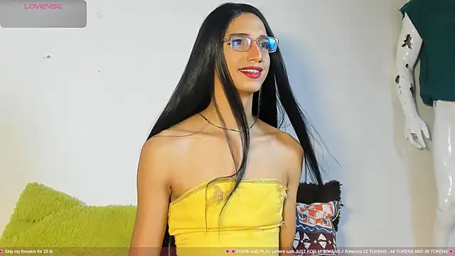 CharlotteLauren online show from September 18, 11:54 pm
