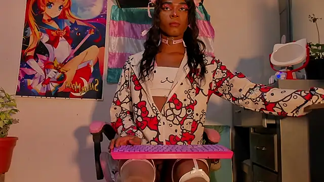 Effy Marinn online show from September 21, 5:46 am