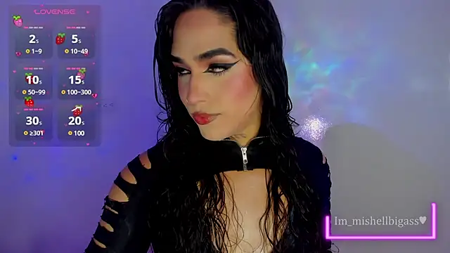 Snapshot of im_mishellbigass chatting on March 2, 7:21 am im mishellbigass online show from March 2, 7:21 am