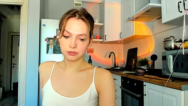 Snapshot of Niky__Jess chatting on February 19, 10:45 am Niky Jess online show from February 19, 10:45 am