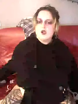 Snapshot of LadyRochester chatting on January 20, 9:43 pm LadyRochester online show from January 20, 9:43 pm