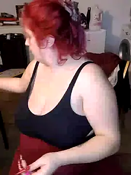 Snapshot of LadyRochester chatting on February 20, 11:54 pm LadyRochester online show from February 20, 11:54 pm