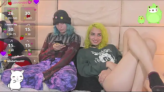 -kisa  online show from October 16, 2:56 am