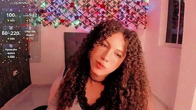 Snapshot of Lilith_Miller21 chatting on September 8, 9:13 pm Lilith Miller21 online show from September 8, 9:13 pm