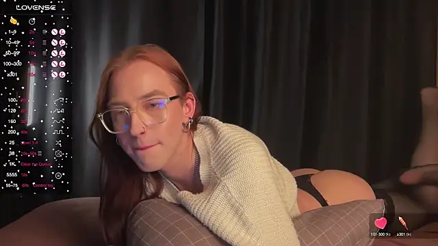 Snapshot of Avril_Pearly_ chatting on March 14, 11:27 pm Avril Pearly online show from March 14, 11:27 pm