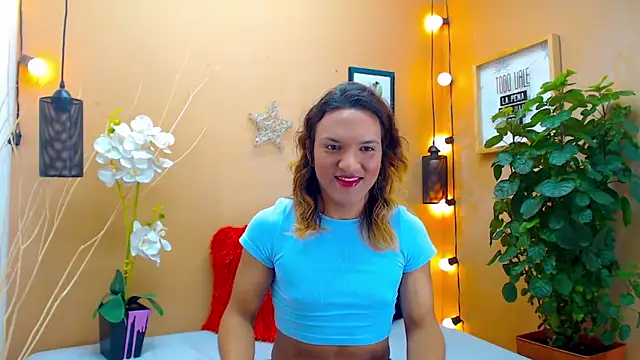 Snapshot of aslyhernandez_7 chatting on September 30, 12:05 pm aslyhernandez 7 online show from September 30, 12:05 pm