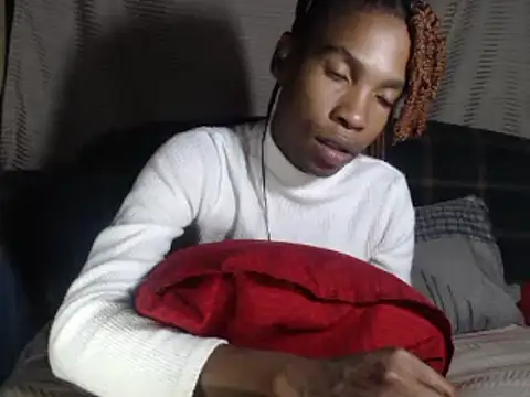 Snapshot of hoittytoittyxx chatting on February 16, 11:59 am hoittytoittyxx online show from February 16, 11:59 am