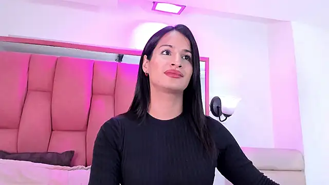 Snapshot of jennifer_ts chatting on February 11, 9:35 pm jennifer ts online show from February 11, 9:35 pm