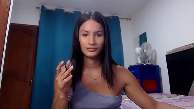 Snapshot of jennifer_ts chatting on February 26, 10:20 pm jennifer ts online show from February 26, 10:20 pm