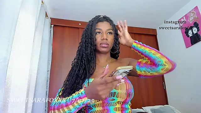 Snapshot of sweetsarasofia chatting on January 7, 1:32 pm sweetsarasofia online show from January 7, 1:32 pm